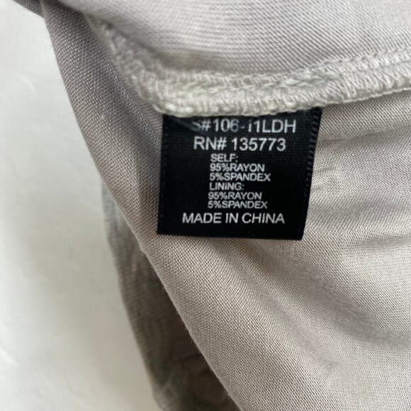 Olivaceous Gray Ribbed V Neck Tank Tshirt Bodycon Lined Mini Dress Medium M NWOT - Picture 8 of 10